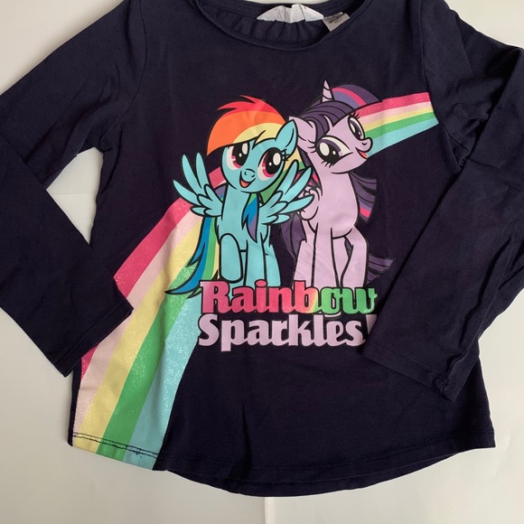 Bundle of 4 girls shirts Size 5 - Picture 5 of 5